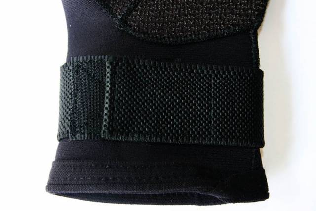 3 mm. Kevlar/Neopren Eldiven Kevlar Eldiven 3mm. (S)